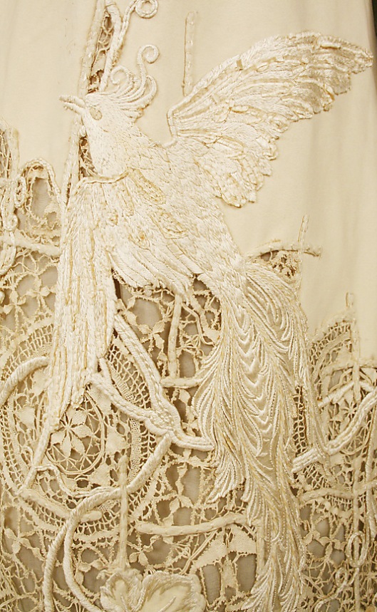 1904 silk bird detail